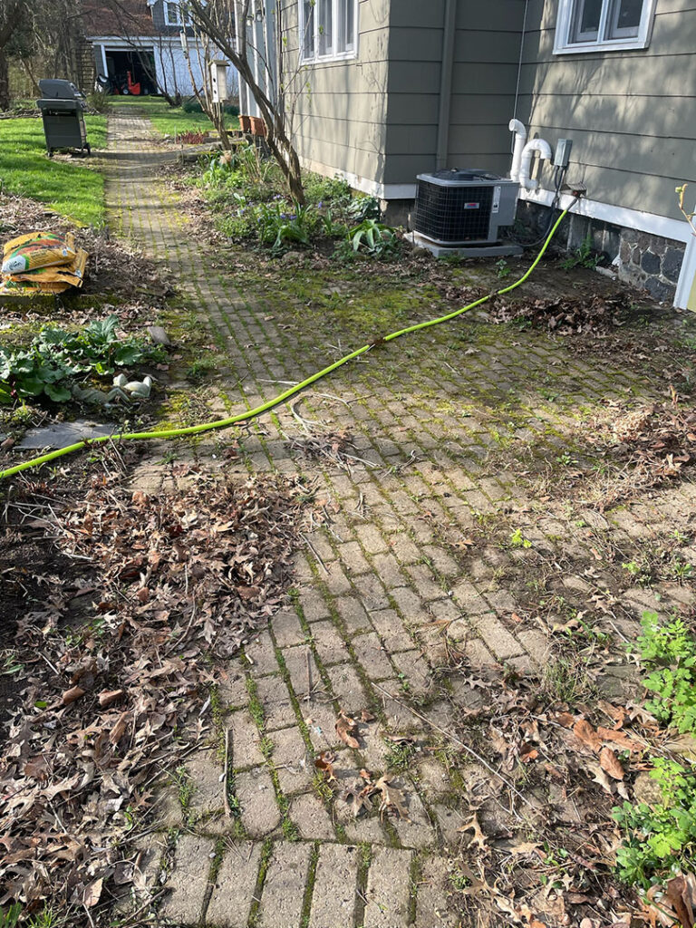Pressure-Washing-Residential-Homes-Buffalo-NY-Before2